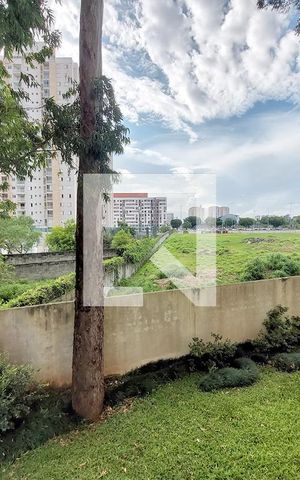 Apartamento para alugar com 45m², 2 quartos e 1 vaga Apartamento para alugar com 45m², 2 quartos e 1 vagaVista