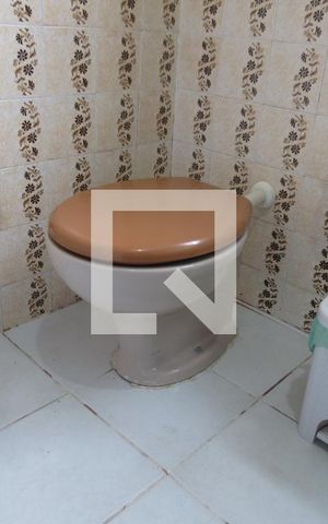 Casa à venda com 382m², 6 quartos e 2 vagasBanheiro Social Casa 1 - Privada