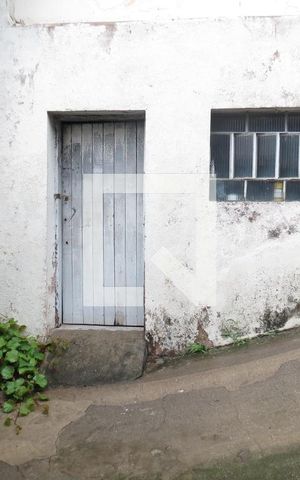 Casa à venda com 382m², 6 quartos e 2 vagasDepósito