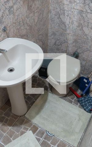 Casa à venda com 382m², 6 quartos e 2 vagasBanheiro Social Casa 2