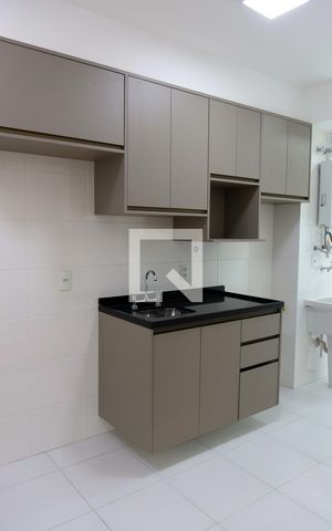 Apartamento para alugar com 67m², 2 quartos e 1 vaga Apartamento para alugar com 67m², 2 quartos e 1 vagaCozinha