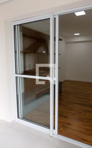 Apartamento para alugar com 67m², 2 quartos e 1 vaga Apartamento para alugar com 67m², 2 quartos e 1 vagaVaranda