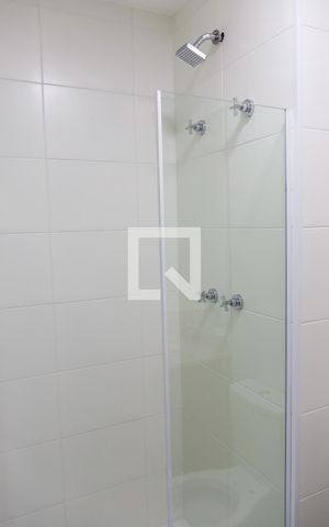 Apartamento para alugar com 67m², 2 quartos e 1 vaga Apartamento para alugar com 67m², 2 quartos e 1 vagaBanheiro do Quarto 2