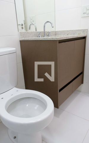 Apartamento para alugar com 67m², 2 quartos e 1 vaga Apartamento para alugar com 67m², 2 quartos e 1 vagaBanheiro