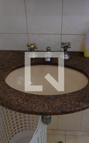 Apartamento à venda com 65m², 2 quartos e 1 vaga Apartamento à venda com 65m², 2 quartos e 1 vagaBANHEIRO
