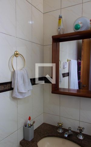 Apartamento à venda com 65m², 2 quartos e 1 vaga Apartamento à venda com 65m², 2 quartos e 1 vagaBANHEIRO