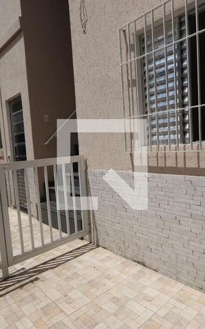 Casa para alugar com 38m², 1 quarto e sem vagaQuintal