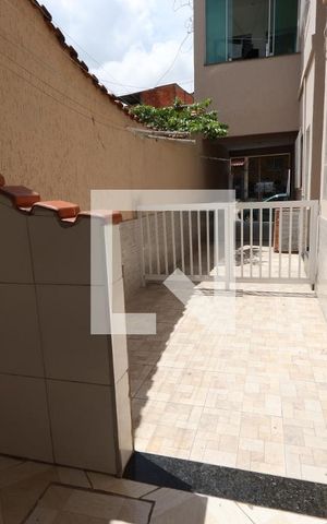 Casa para alugar com 38m², 1 quarto e sem vagaÁrea de Serviço