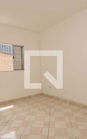 Casa para alugar com 38m², 1 quarto e sem vagaQuarto