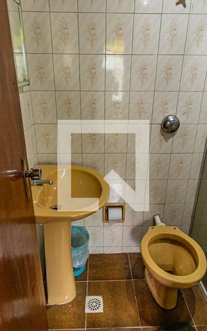Casa para alugar com 437m², 5 quartos e 2 vagasBanheiro 2