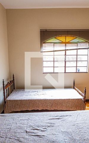 Casa para alugar com 437m², 5 quartos e 2 vagasQuarto 3