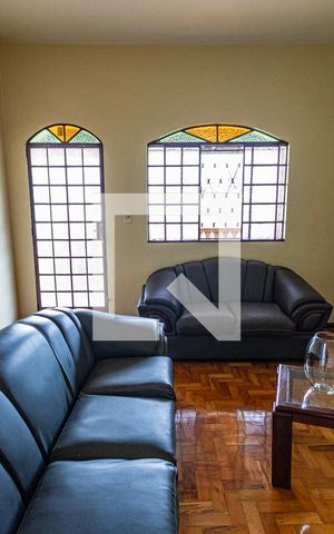 Casa para alugar com 437m², 5 quartos e 2 vagasSala