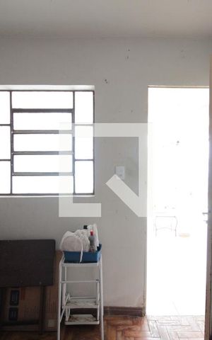 Casa à venda com 332m², 5 quartos e 3 vagasQuarto de Serviço