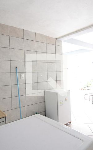 Casa à venda com 332m², 5 quartos e 3 vagasArea de Serviço