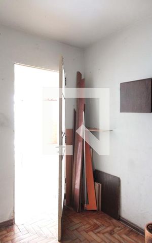 Casa à venda com 332m², 5 quartos e 3 vagasQuarto de Serviço
