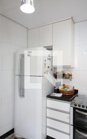 Casa à venda com 332m², 5 quartos e 3 vagasCozinha