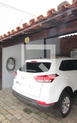 Casa à venda com 332m², 5 quartos e 3 vagasGaragem