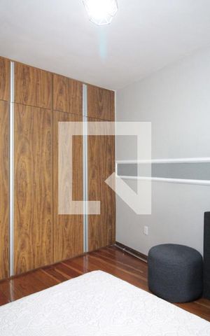 Casa à venda com 332m², 5 quartos e 3 vagasSuite 1