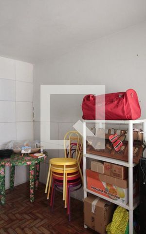 Casa à venda com 332m², 5 quartos e 3 vagasQuarto de Serviço