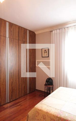 Casa à venda com 332m², 5 quartos e 3 vagasSuite 2