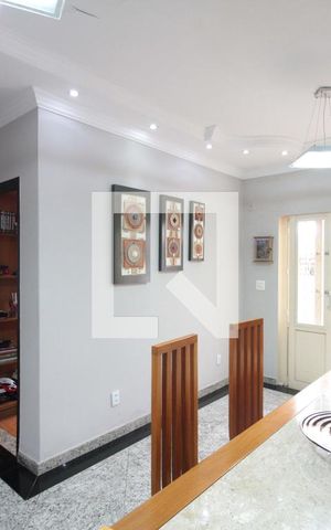 Casa à venda com 332m², 5 quartos e 3 vagasCopa