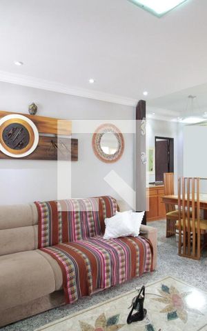 Casa à venda com 332m², 5 quartos e 3 vagasSala