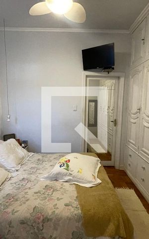 Casa à venda com 160m², 4 quartos e 2 vagas Casa à venda com 160m², 4 quartos e 2 vagasQuarto
