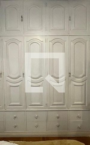 Casa à venda com 160m², 4 quartos e 2 vagas Casa à venda com 160m², 4 quartos e 2 vagasQuarto