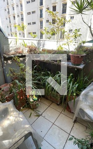 Casa à venda com 160m², 4 quartos e 2 vagas Casa à venda com 160m², 4 quartos e 2 vagasVaranda