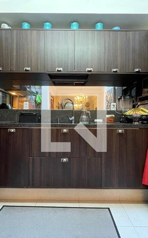 Casa à venda com 160m², 4 quartos e 2 vagas Casa à venda com 160m², 4 quartos e 2 vagasCozinha
