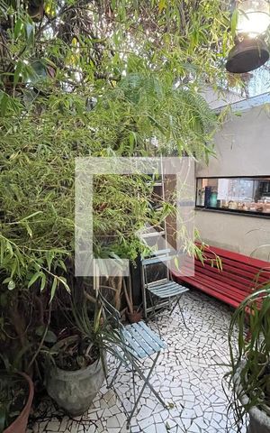 Casa à venda com 160m², 4 quartos e 2 vagas Casa à venda com 160m², 4 quartos e 2 vagasQuintal