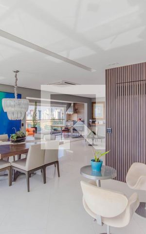Apartamento à venda com 332m², 3 quartos e 4 vagas Apartamento à venda com 332m², 3 quartos e 4 vagasSala de Jantar