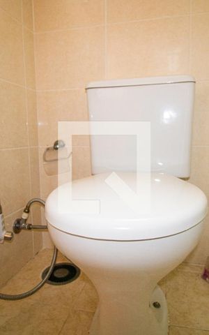 Apartamento à venda com 77m², 2 quartos e 2 vagas Apartamento à venda com 77m², 2 quartos e 2 vagasBanheiro 1