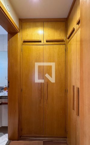 Apartamento à venda com 200m², 4 quartos e 3 vagas Apartamento à venda com 200m², 4 quartos e 3 vagasSuite 3