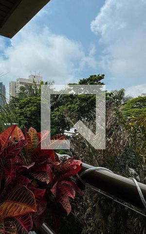Apartamento à venda com 200m², 4 quartos e 3 vagas Apartamento à venda com 200m², 4 quartos e 3 vagasSacada