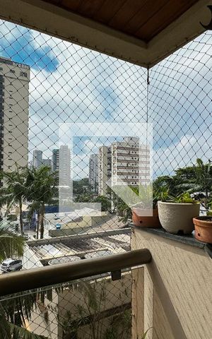 Apartamento à venda com 200m², 4 quartos e 3 vagas Apartamento à venda com 200m², 4 quartos e 3 vagasSacada