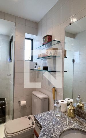 Apartamento à venda com 200m², 4 quartos e 3 vagas Apartamento à venda com 200m², 4 quartos e 3 vagasBanheiro da Suíte 3
