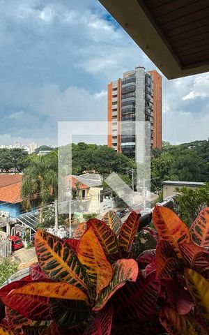 Apartamento à venda com 200m², 4 quartos e 3 vagas Apartamento à venda com 200m², 4 quartos e 3 vagasVista 1