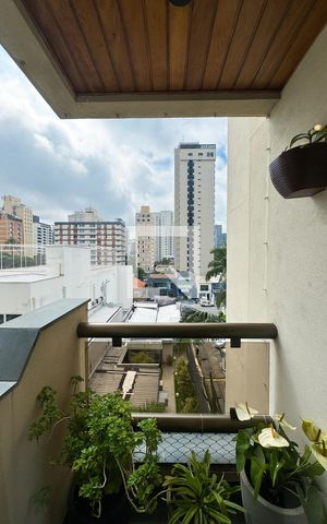 Apartamento à venda com 200m², 4 quartos e 3 vagas Apartamento à venda com 200m², 4 quartos e 3 vagasSacada
