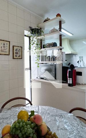 Apartamento à venda com 200m², 4 quartos e 3 vagas Apartamento à venda com 200m², 4 quartos e 3 vagasCopa