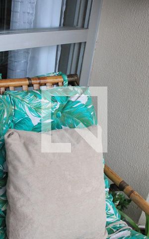 Apartamento à venda com 63m², 2 quartos e 1 vagaSacada