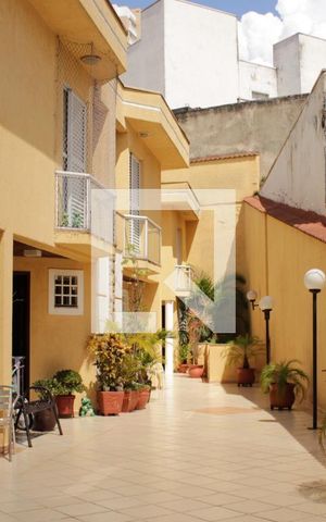 Casa de condomínio à venda com 160m², 3 quartos e 3 vagasÁrea externa