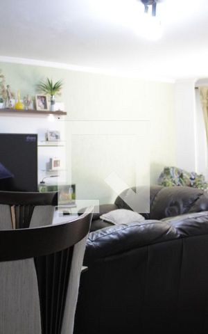 Casa de condomínio à venda com 160m², 3 quartos e 3 vagasSala