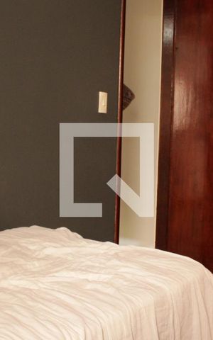 Casa de condomínio à venda com 160m², 3 quartos e 3 vagasSuíte 3