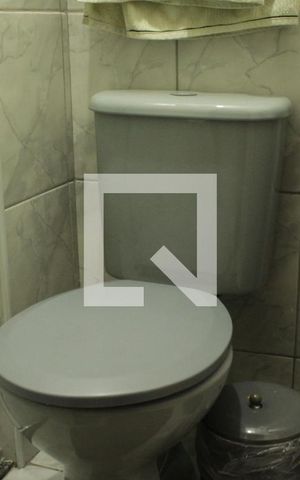 Casa de condomínio à venda com 160m², 3 quartos e 3 vagasBanheiro Suite 2