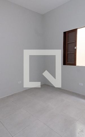 Casa para alugar com 70m², 1 quarto e sem vaga Casa para alugar com 70m², 1 quarto e sem vagaSala