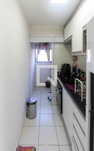 Apartamento para alugar com 56m², 2 quartos e 2 vagas Apartamento para alugar com 56m², 2 quartos e 2 vagasCozinha