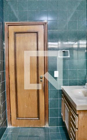 Casa à venda com 293m², 4 quartos e 2 vagas Casa à venda com 293m², 4 quartos e 2 vagasBanheiro do Quarto 1