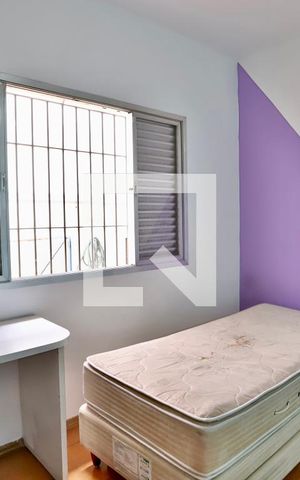Casa à venda com 293m², 4 quartos e 2 vagas Casa à venda com 293m², 4 quartos e 2 vagasQuarto 2