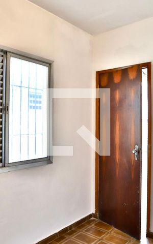 Casa à venda com 293m², 4 quartos e 2 vagas Casa à venda com 293m², 4 quartos e 2 vagasCloset